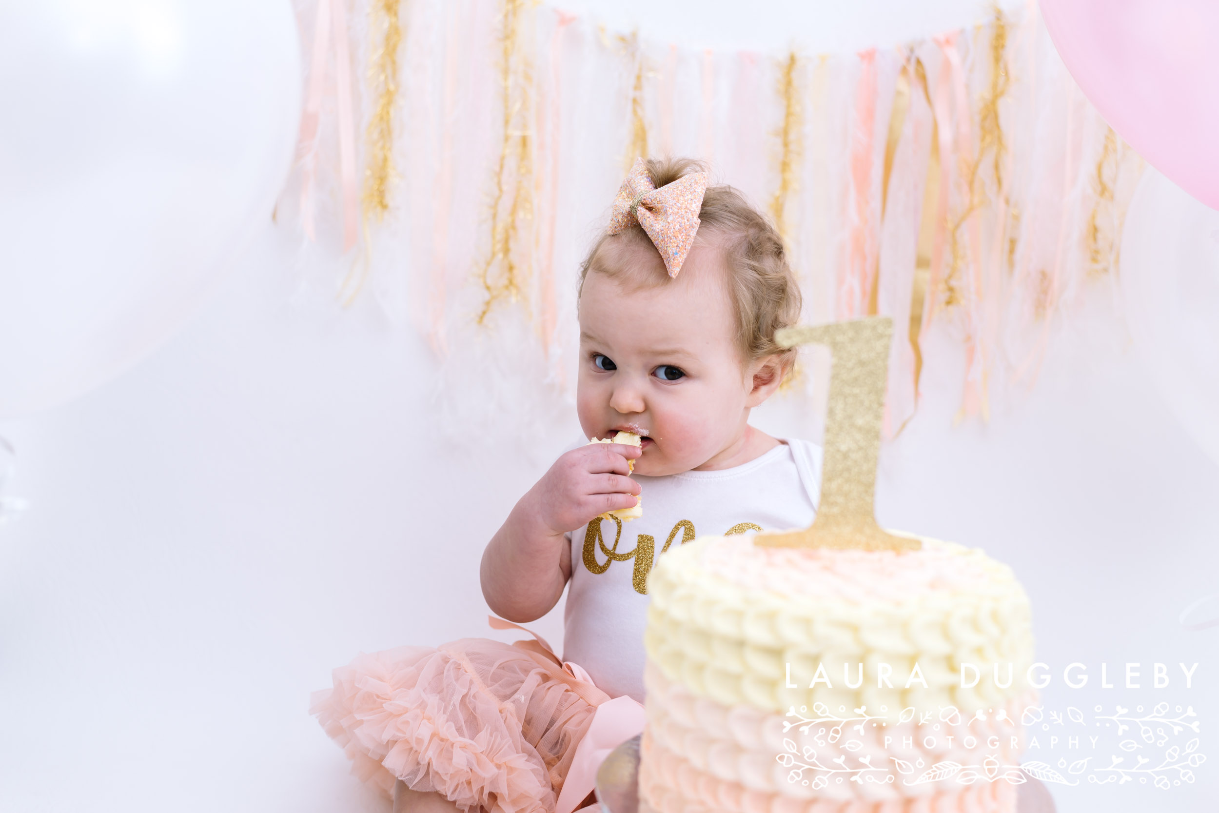 Lancashire Cake Smash & Splash Photography-6.jpg