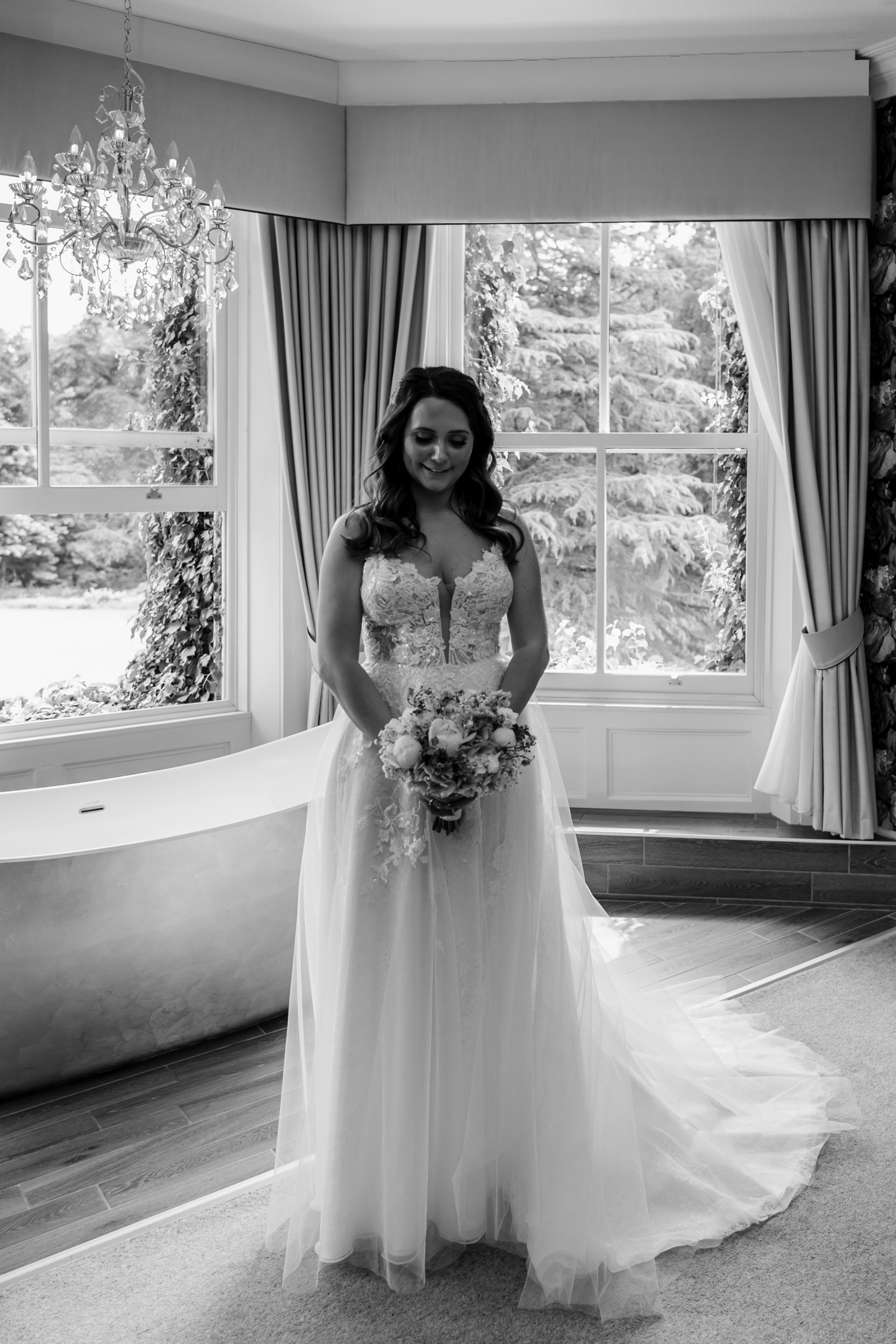 Bridal prep bartle hall photography-10.jpg