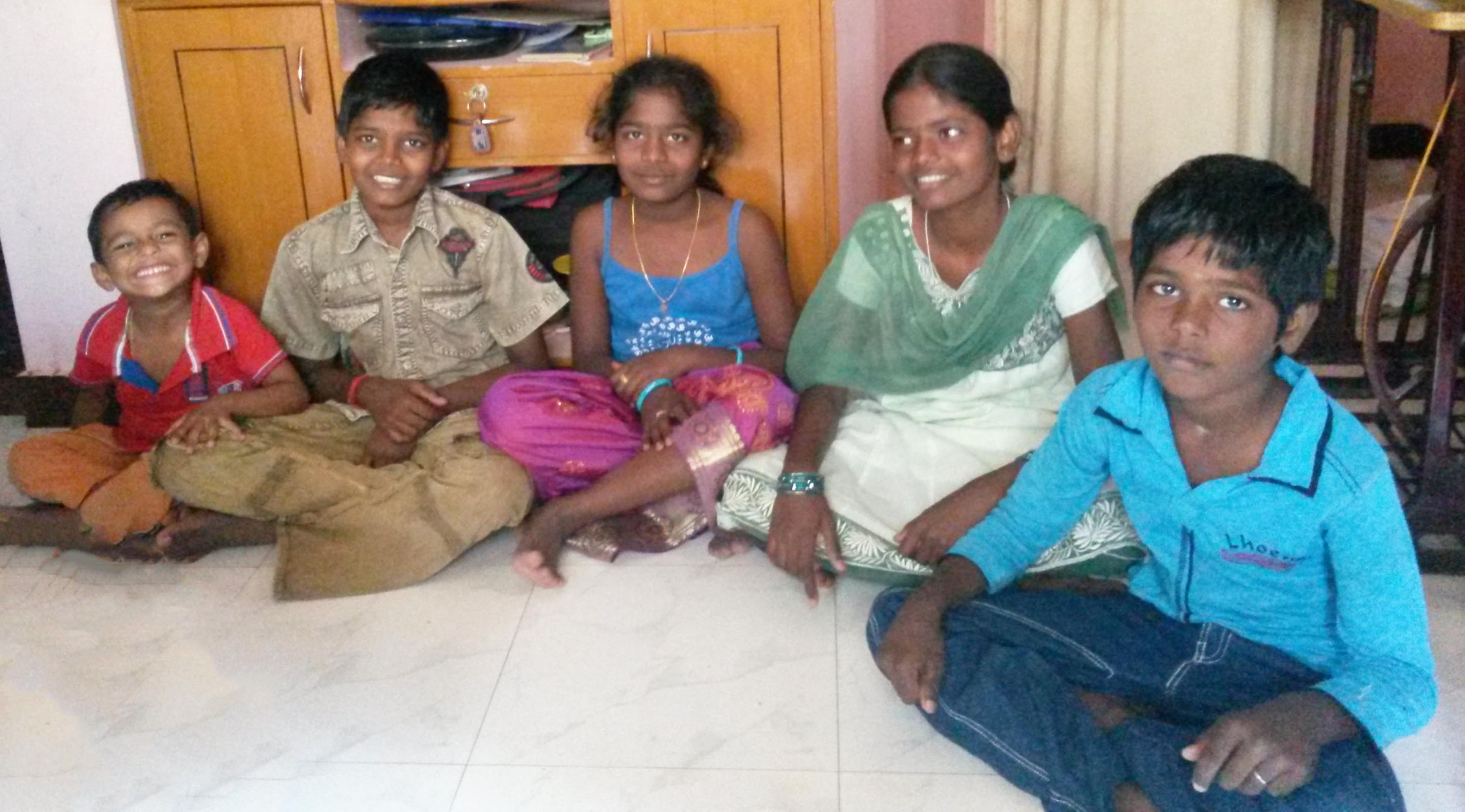 IGOR'S FAMILY  Nagappan and Shivalingam children .jpg