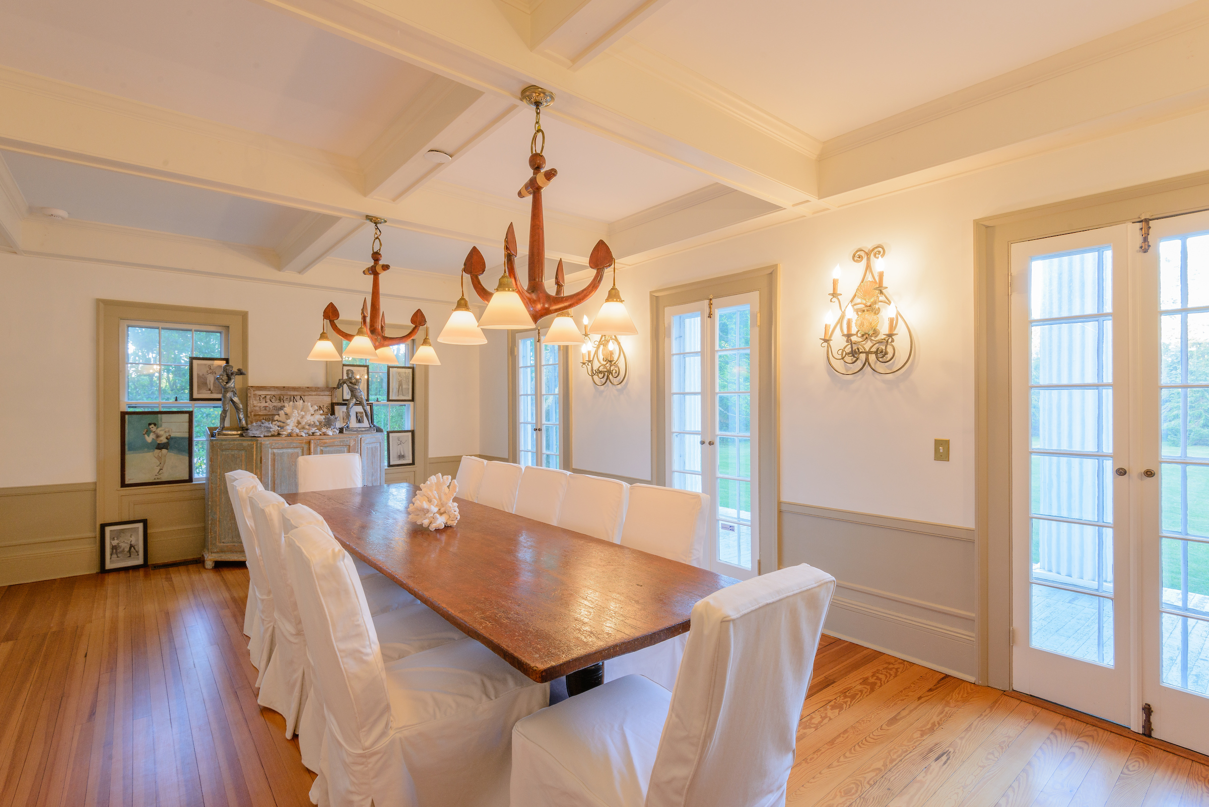 Interior_Dining.jpg