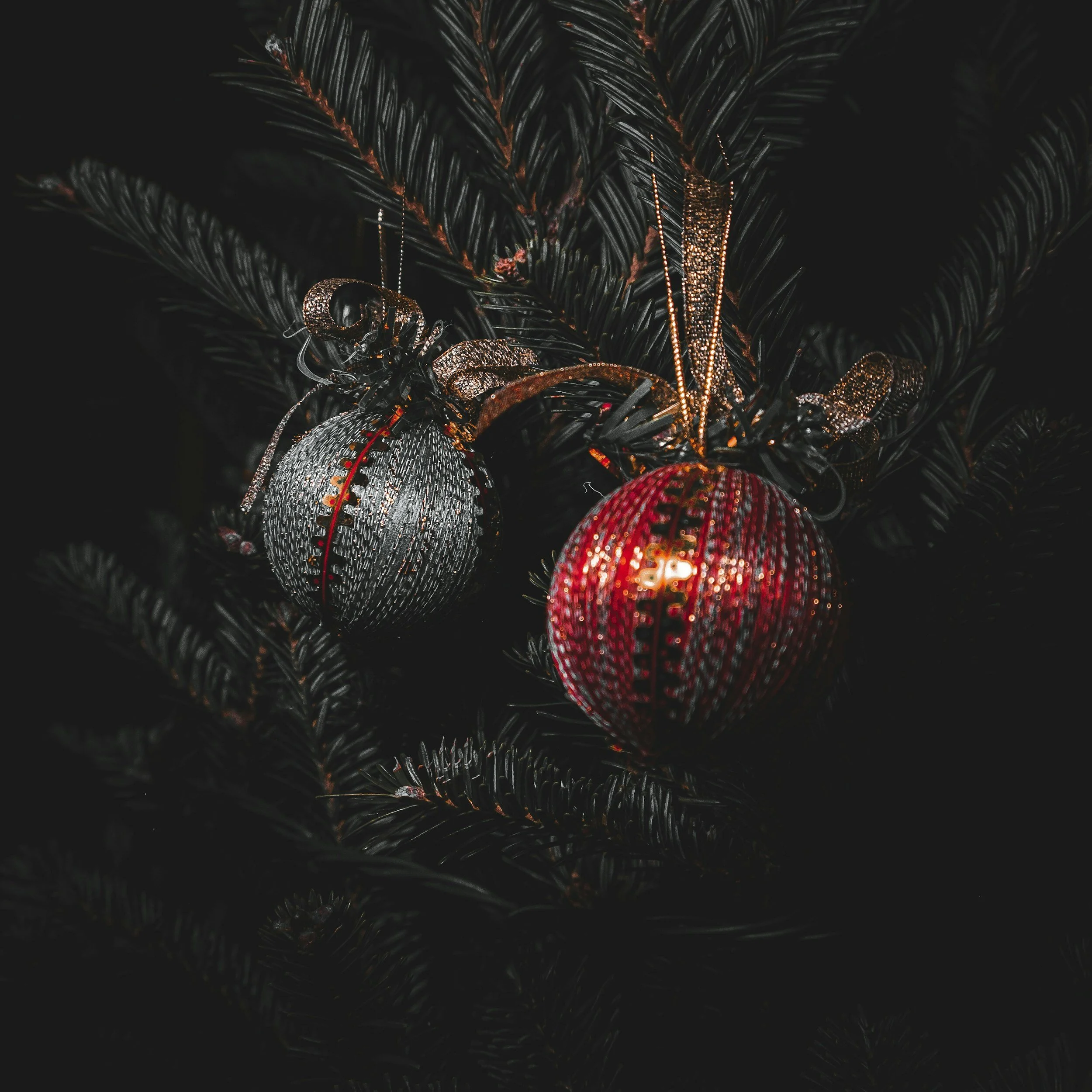 Deck the Halls with This Season's Hottest Decorating Trends