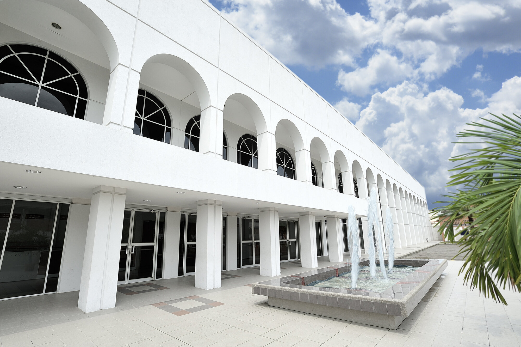 Centro_Church_entry_001A.jpg
