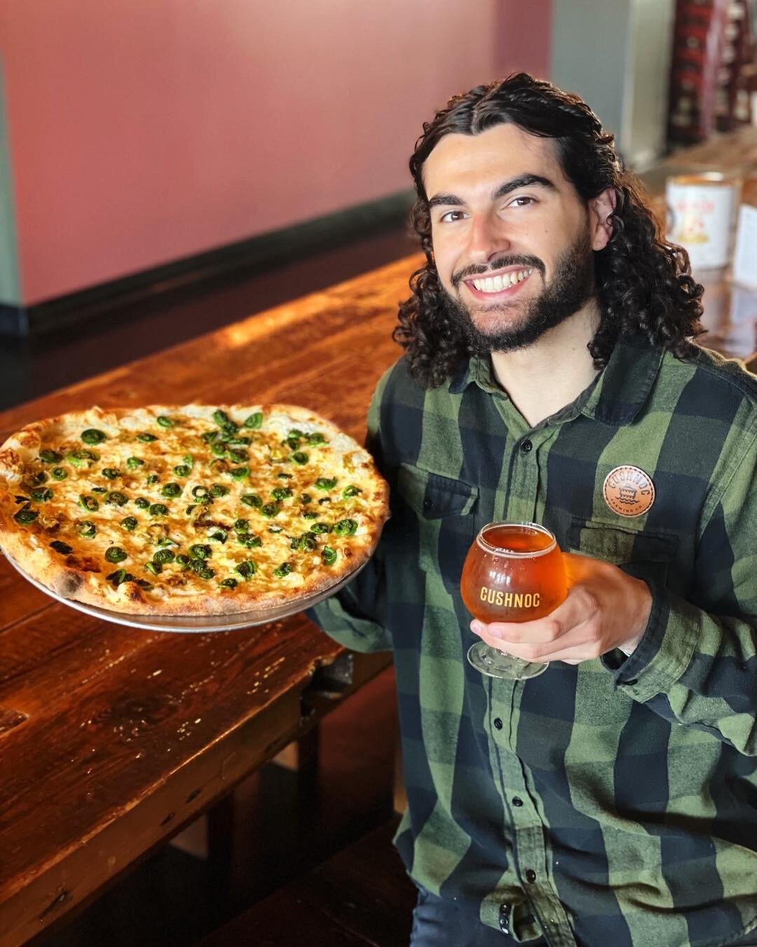 🚨🌱 I T &lsquo; S  B A C K 🌱🚨

FIDDLEHEAD PIE!
Fresh local fiddleheads, lemon ricotta, saut&eacute;ed leeks, and Gruyere cheese.

Pair it with Golden Fiddle! 
Belgian Strong Golden Ale | 9.4 % ABV 
A devilishly strong Belgian golden ale that is li