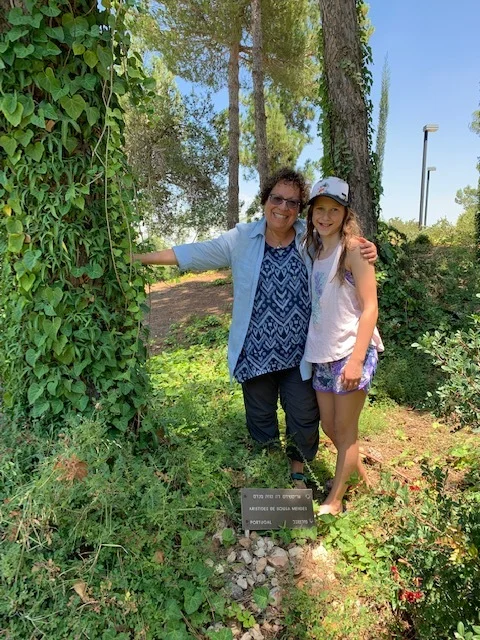 Myra Michaelson and her granddaughter Arliss.jpg