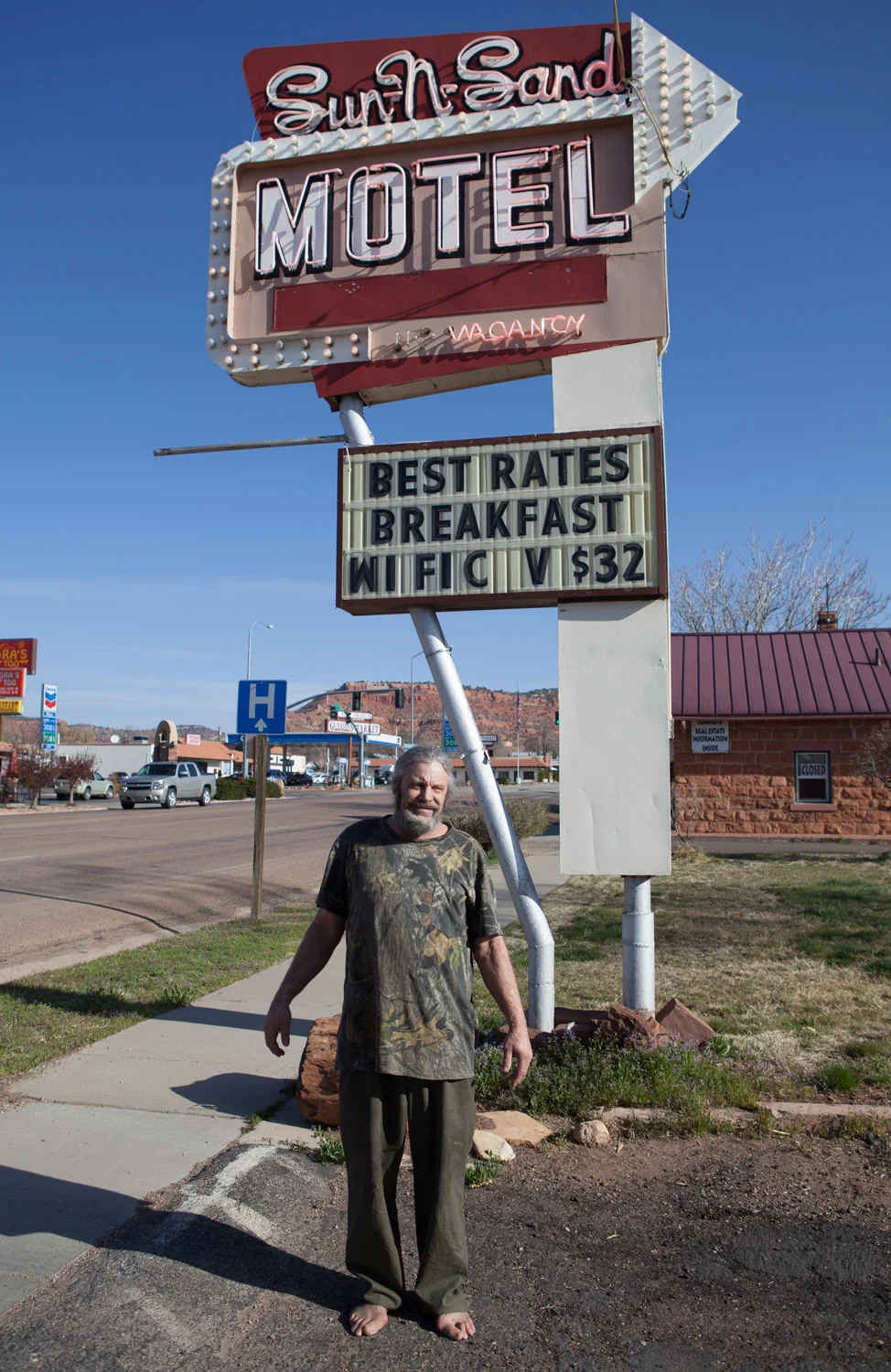 Wayne, Owner of the Sun-N-Sand Motel
