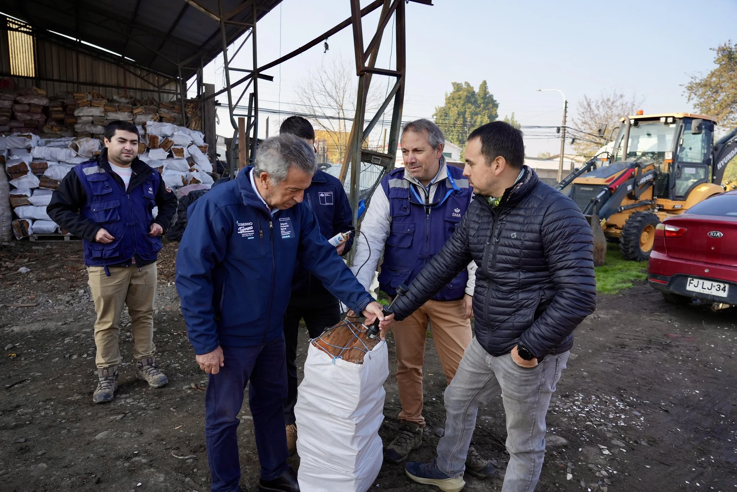 Autoridades refuerzan fiscalización a leñerías en Chillán en el marco de la Gestión de Episodios Críticos 2025
