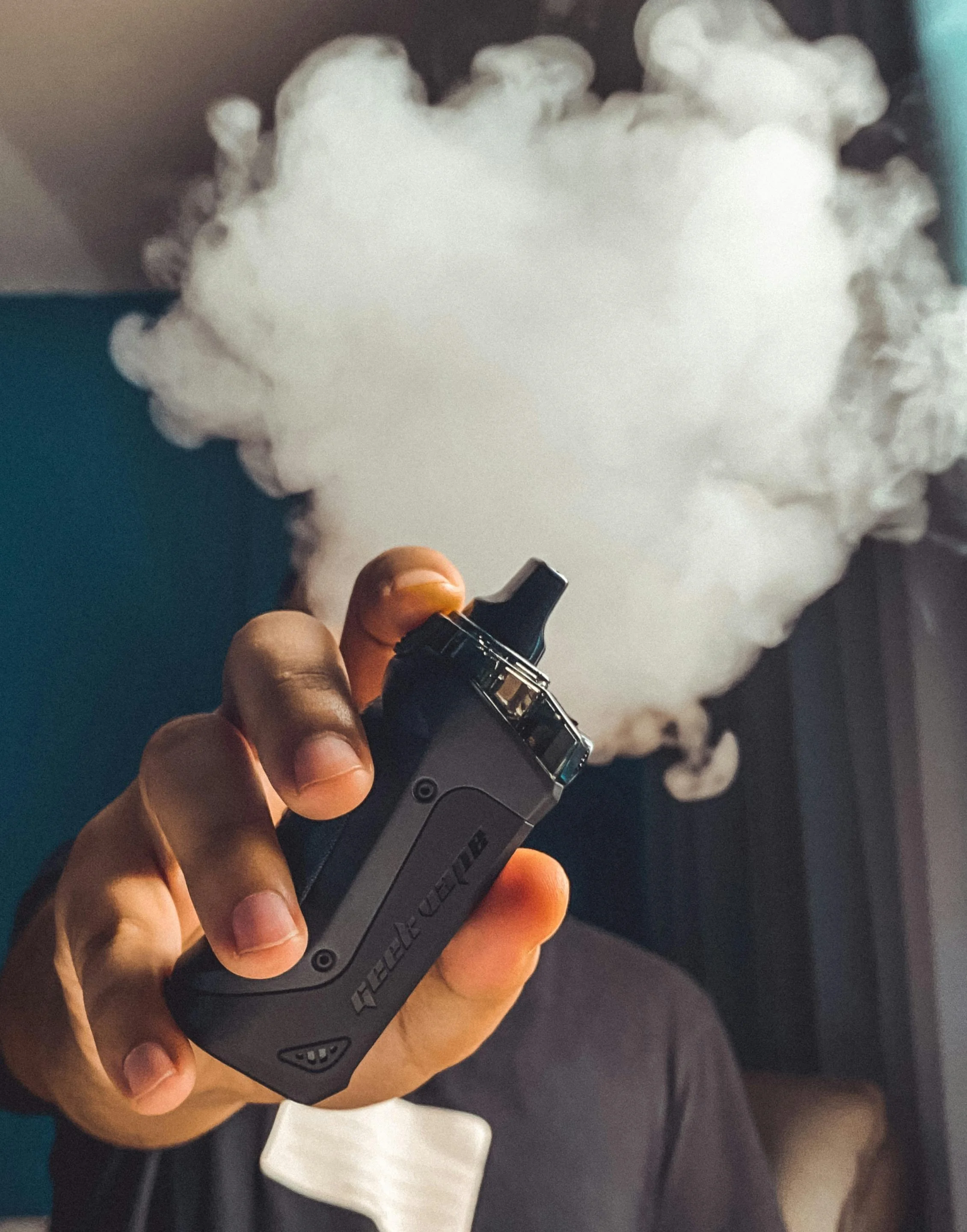 ¿Dónde está prohibido el uso de vapeadores en Chile? Todo sobre la nueva ley que ya está en vigencia