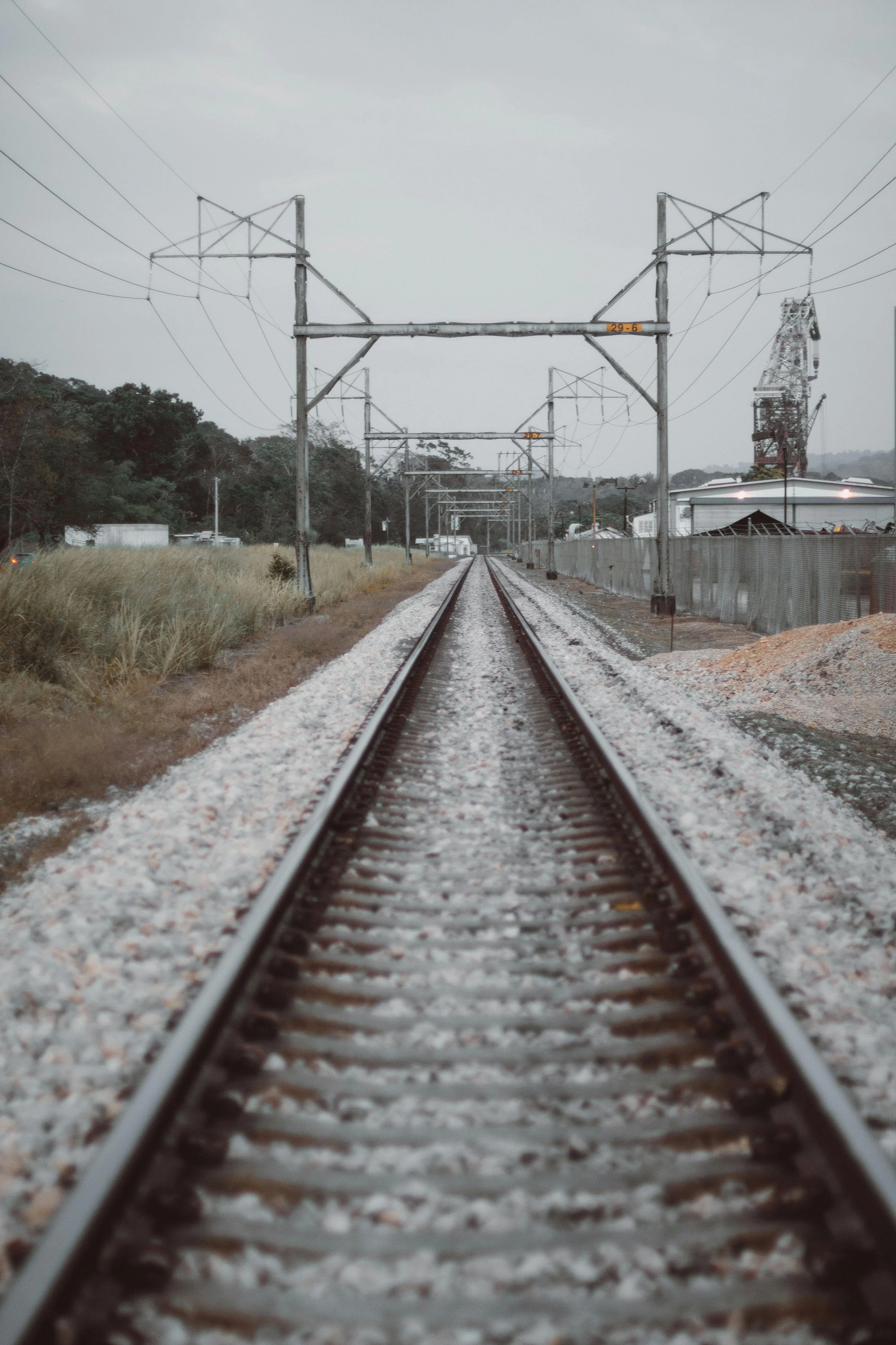Robos de cables afectan el tren Chillán-Alameda: EFE implementa medidas para mejorar la seguridad