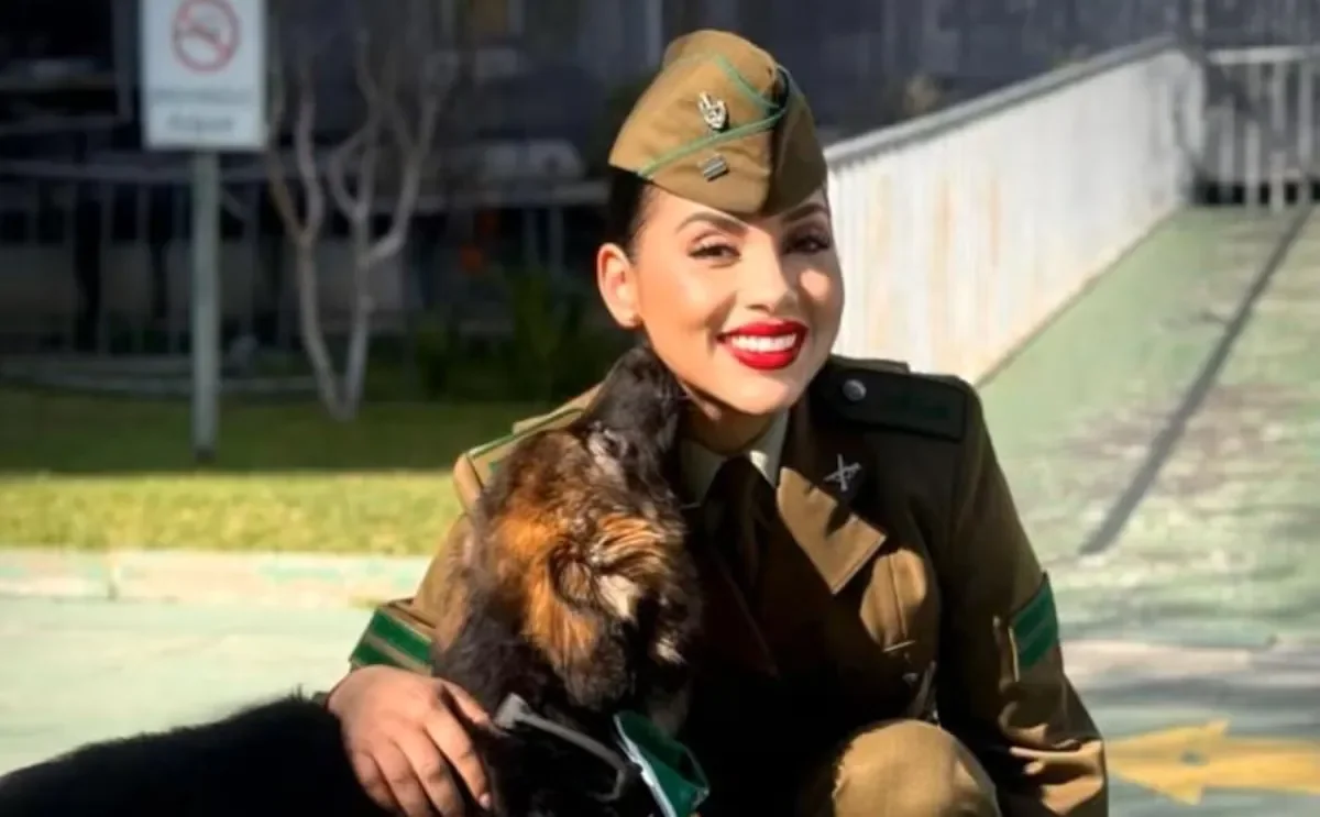 De 30 años e instructora de perros policiales: Quién era la carabinera que falleció en accidente en Santiago