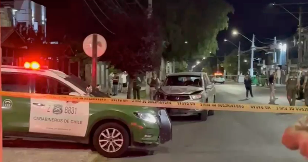 Hombre atropella y mata a ladrón tras robo de vehículo a su esposa en Maipú