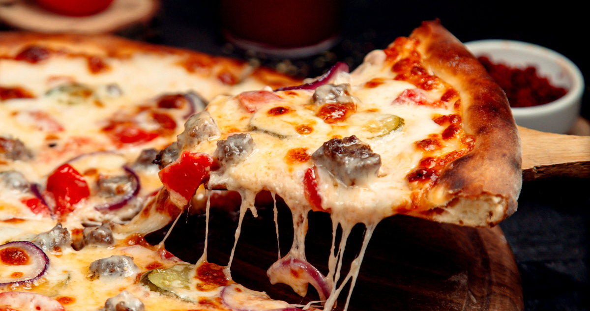 Día de la Pizza: cadenas lanzan descuentos especiales, concursos y pizzas a precios rebajados