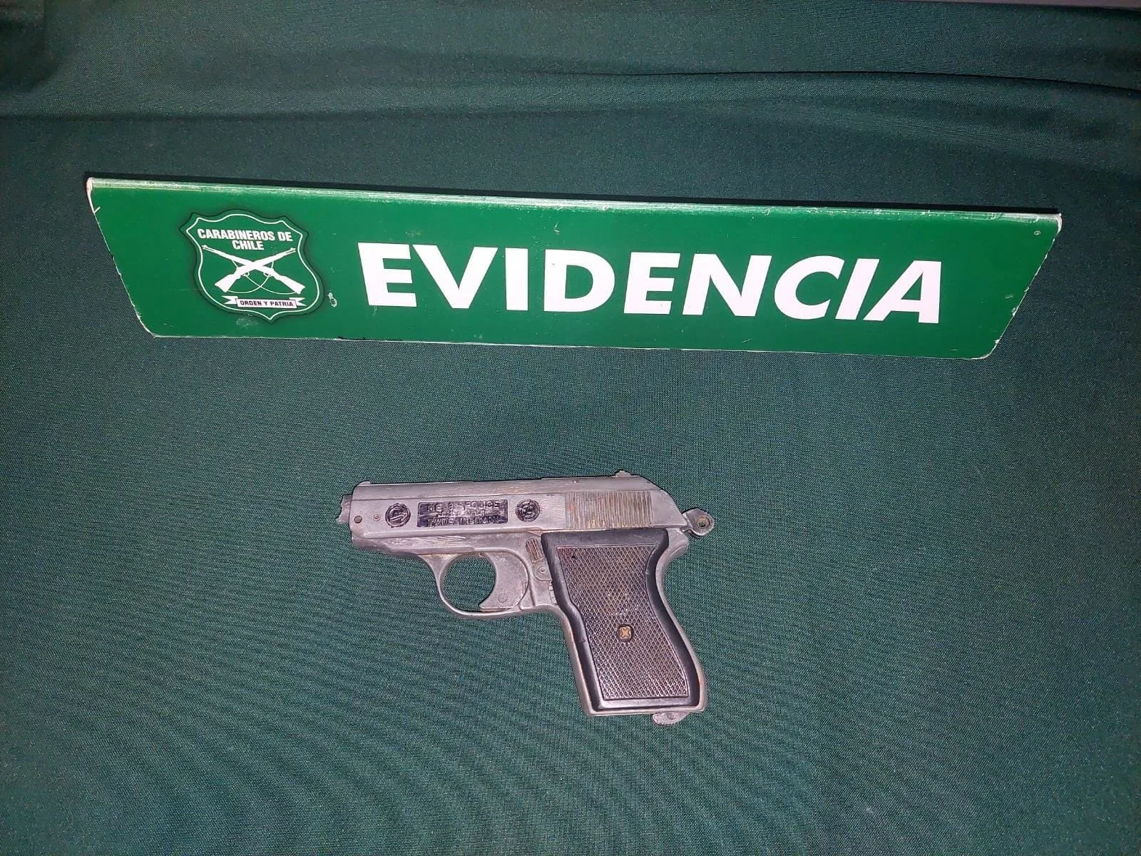 Carabineros detiene en Chillán a dos menores por robo con intimidación en joyería “Topaz”