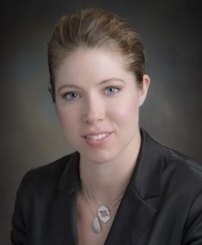 Dr. Sarah Lubik Sarah is Simon Fraser University (SFU)'s first Director of Entrepreneurship, promoting the power of, and need for, interdisciplinary teams and commercialization of research to solve wicked problems. She is co-Champion of the Technology Entrepreneurship@SFU program, a lecturer in Entrepreneurship and Innovation in Beedie School of Business and a researcher in technology management, including incubation, university entrepreneurship, commercialization and innovation ecosystems. Sarah has been named one of Business in Vancouver’s Top 40 under 40 and an Innovation Leader by the Government of Canada. She is also a certified business coach and the co-founder of a high-tech startup: Lungfish Dive Systems. Sarah holds a BBA (honours) from SFU and a masters and PhD from the University of Cambridge.