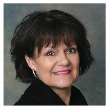 Lisa Lavin