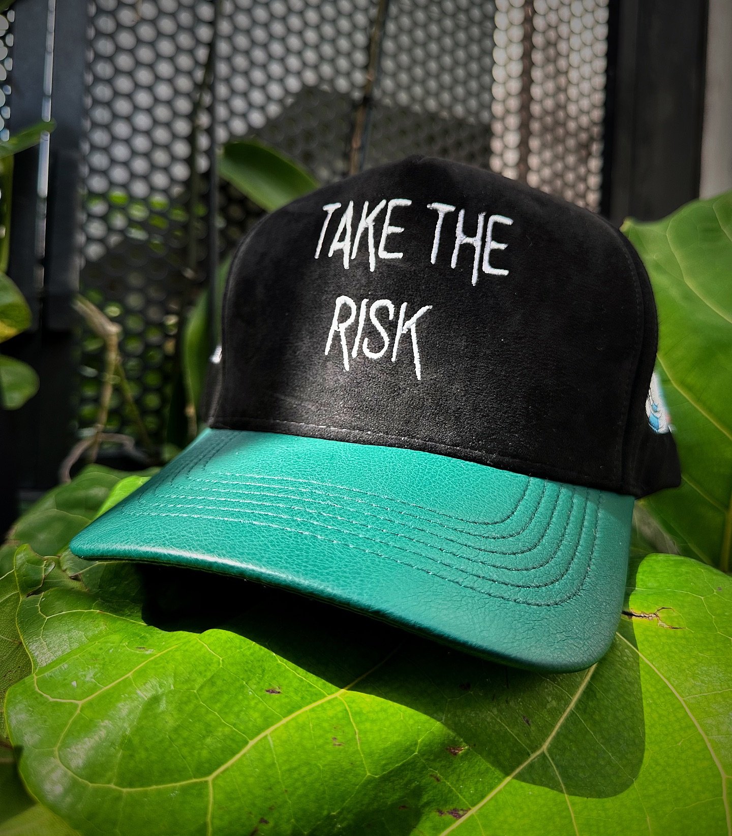 BKB &ldquo;ROULETTE &mdash; TAKE THE RISK&rdquo; HAT

Bet on yourself every time. 🎲

This BKB original is designed for the bold &mdash; featuring premium embroidered dice artwork and our &ldquo;Take The Risk&rdquo; motto stitched front and center. F