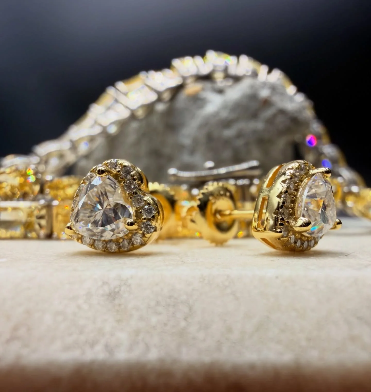 BKB PRINCESS &ldquo; LAB DIAMONDS &ldquo; HEART PAVE STUD EARRINGS &bull; 

- ON SALE NOW - ONLINE 💎