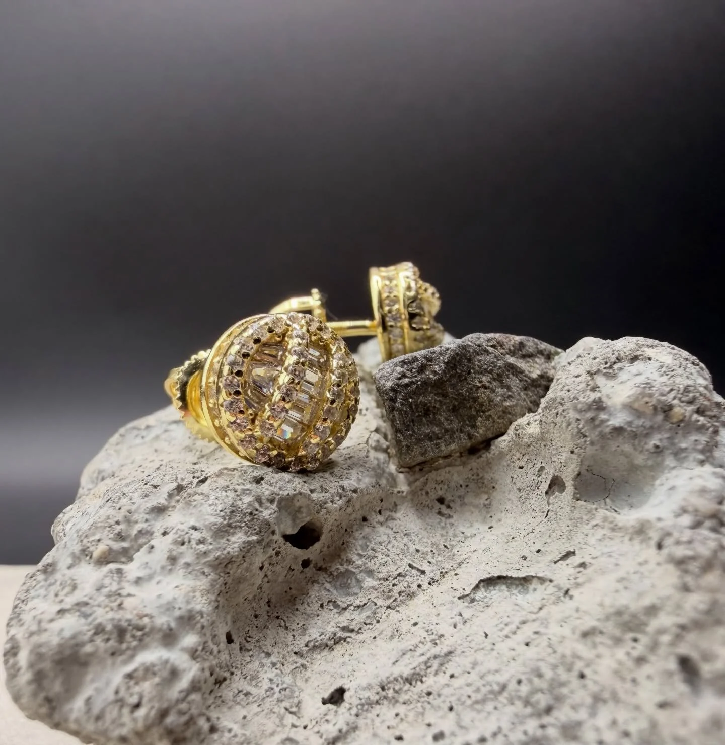 BKB LUXE DOME STUDS.