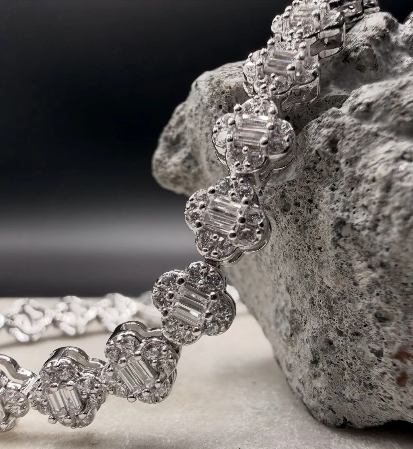 BKB CRYSTAL FLUER TENNIS BRACELET. ENJOY THE HOLIDAY SALE 💎