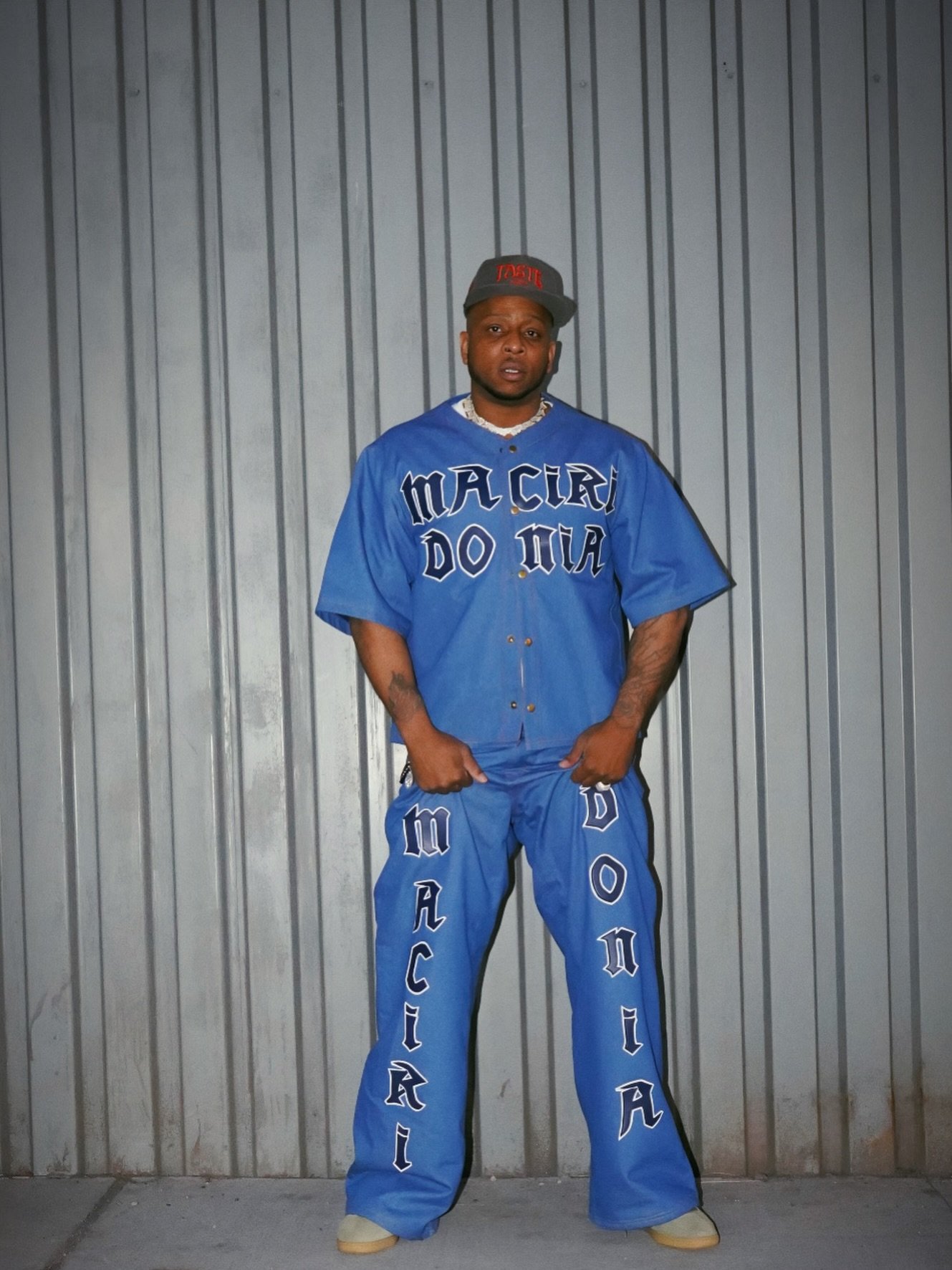 - Guard well your spare moments. They are like uncut diamonds. Discard them and their value will never be known. Improve them and they will become the brightest gems in a useful life. - 

BLESSED THAT MY FEET CAN FEEL CONCRETE ♟️