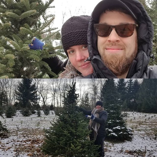 Annual xmas tree farm visit with @jennpearce_13 . Great success. #leosxmastreefarm #trees