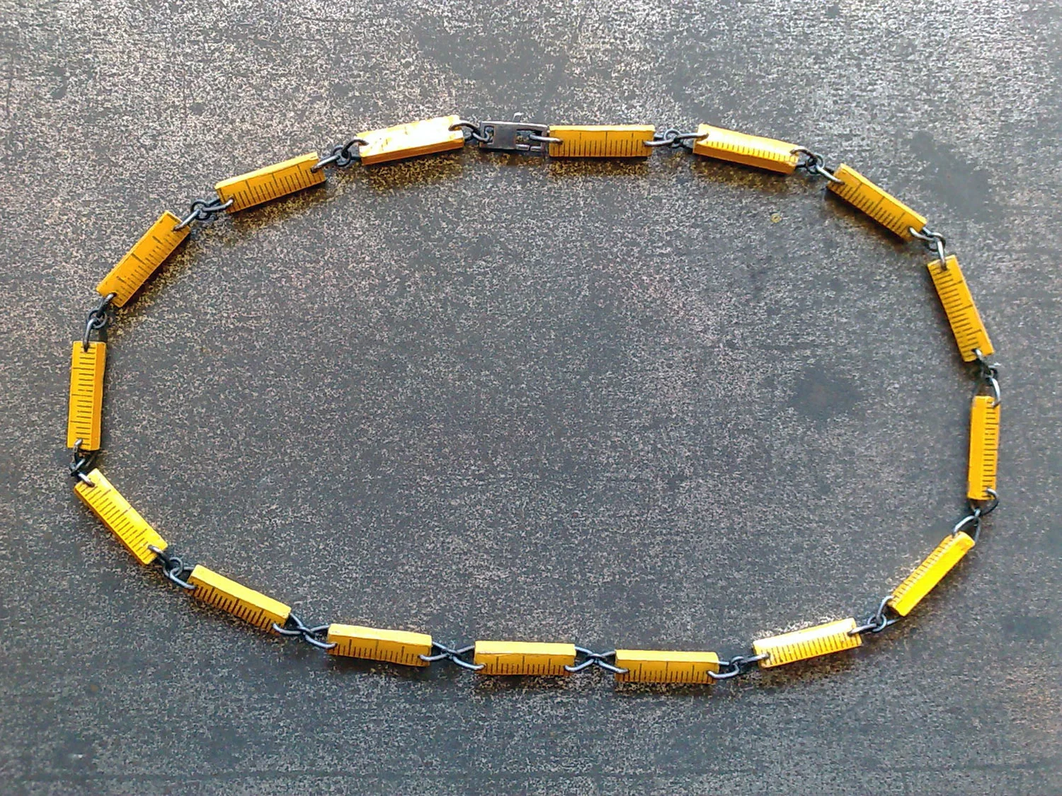 Millimeter Ruler Chain