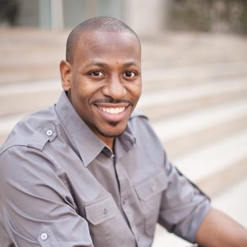 The God Who Fights With You with Jonathan Evans