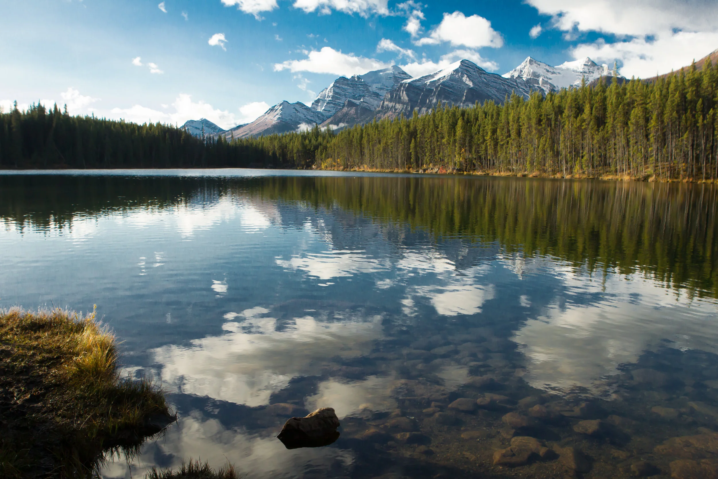  Another of many beautiful lakes in Alberta, Canada. 