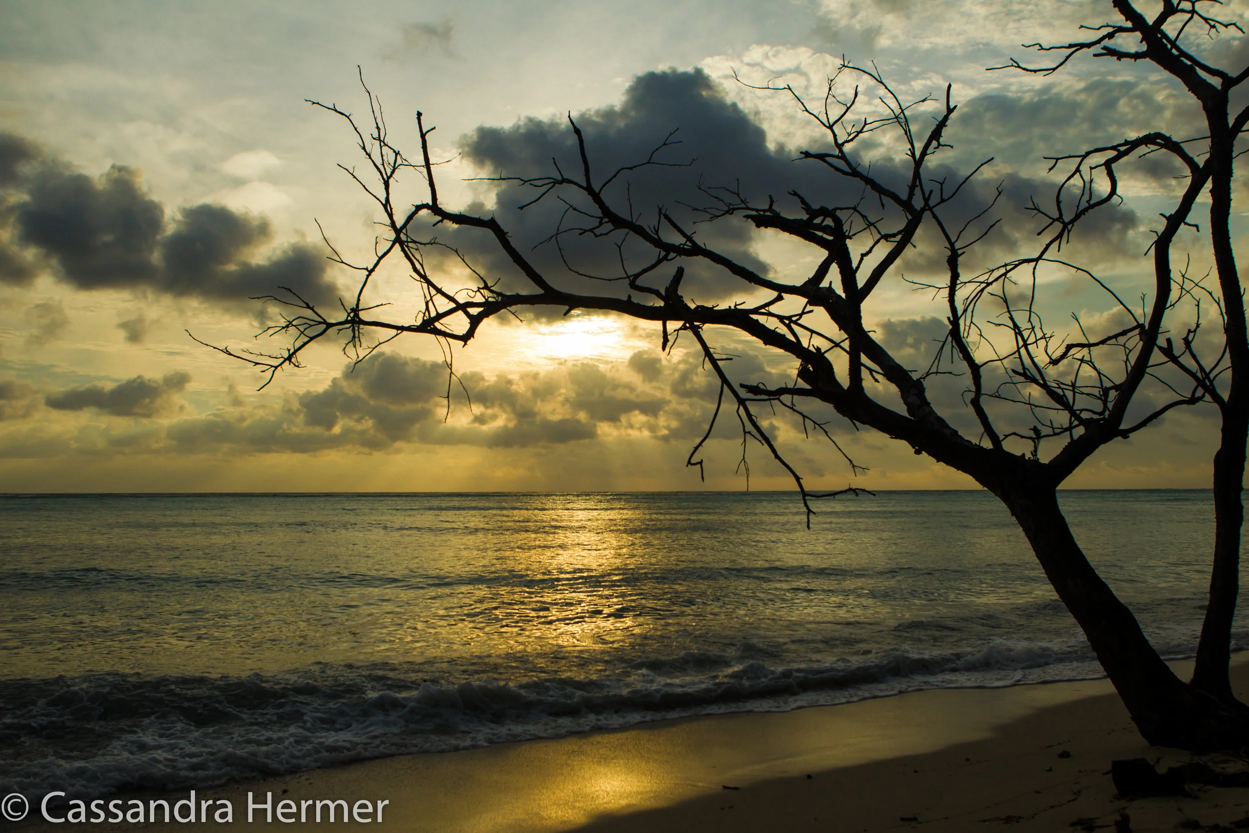  Sunrise in Mataking Island overlooking the Celebes Sea, Borneo. 