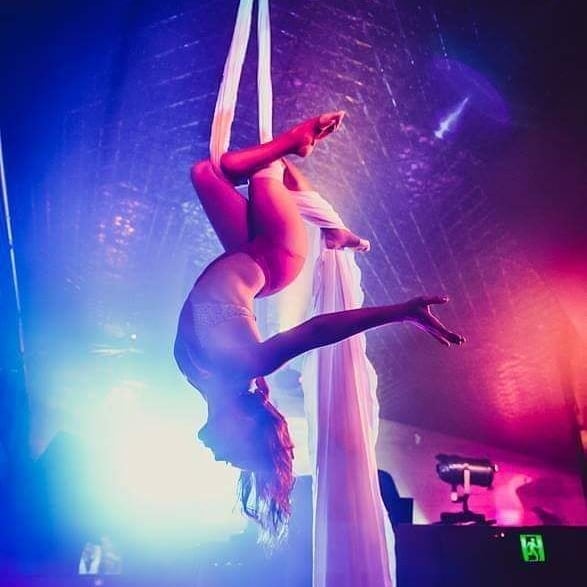 Aerial Silk Geelong Jessica Robbins.jpg