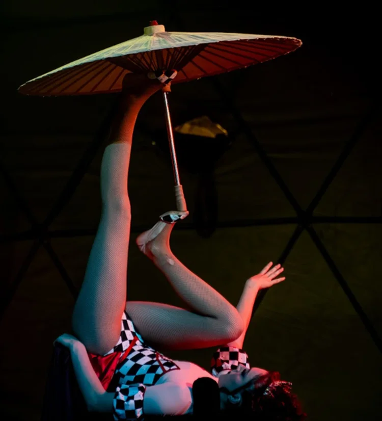 Aisling Donnellan performing
