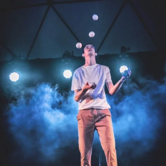 Juggler on stage