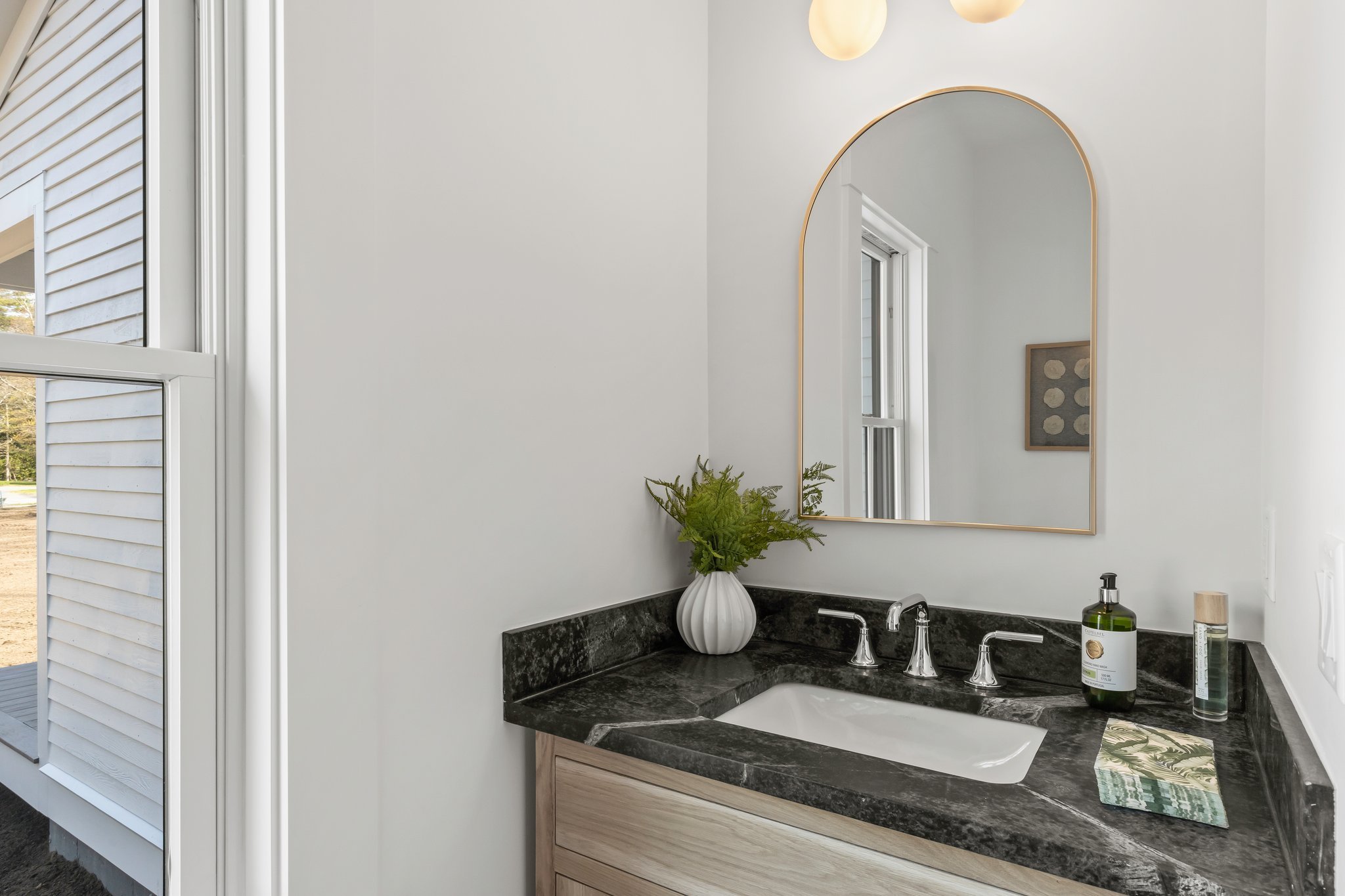 18-web-or-mls-21-dawson-way.jpg
