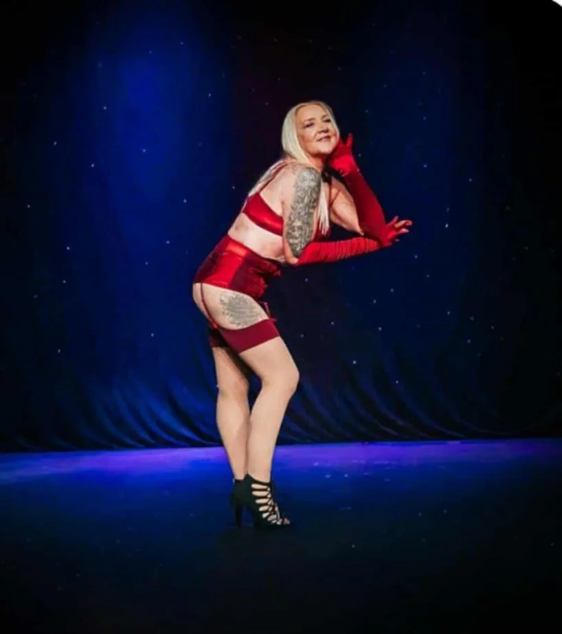 Student Views Harley Queen of Selby Sirens and Selby Starlets 