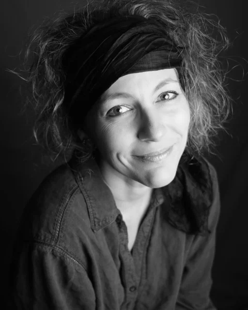 headshot for phone.jpg