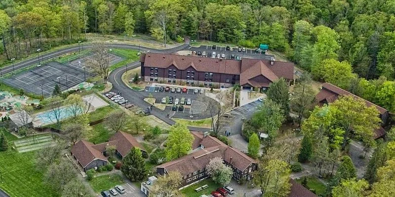 Hope, Information, and Encouragement for Home Educators by Building Faith Families