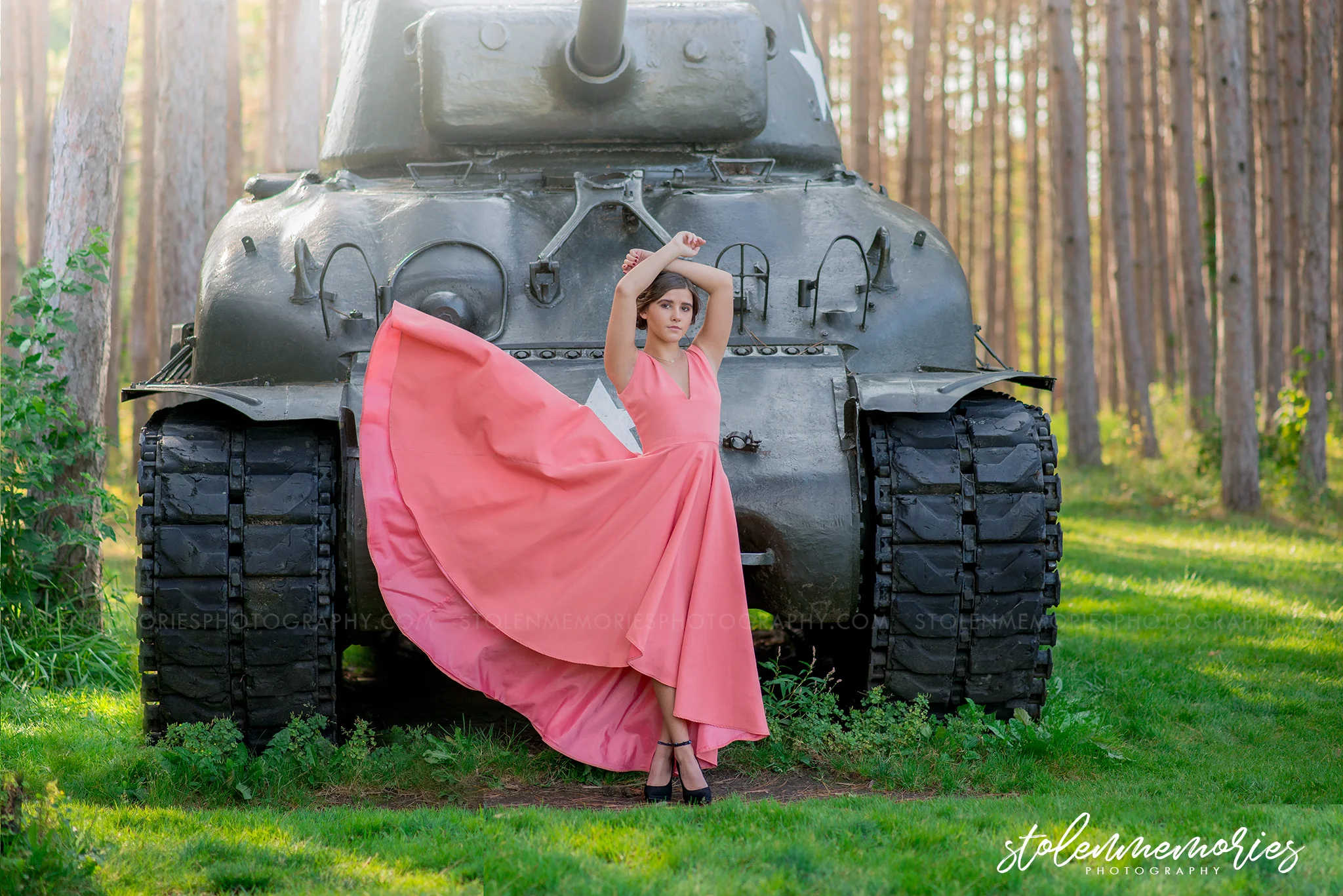 state-college-pa-senior-photographer-romantic-castle-bright-woods-session2.png