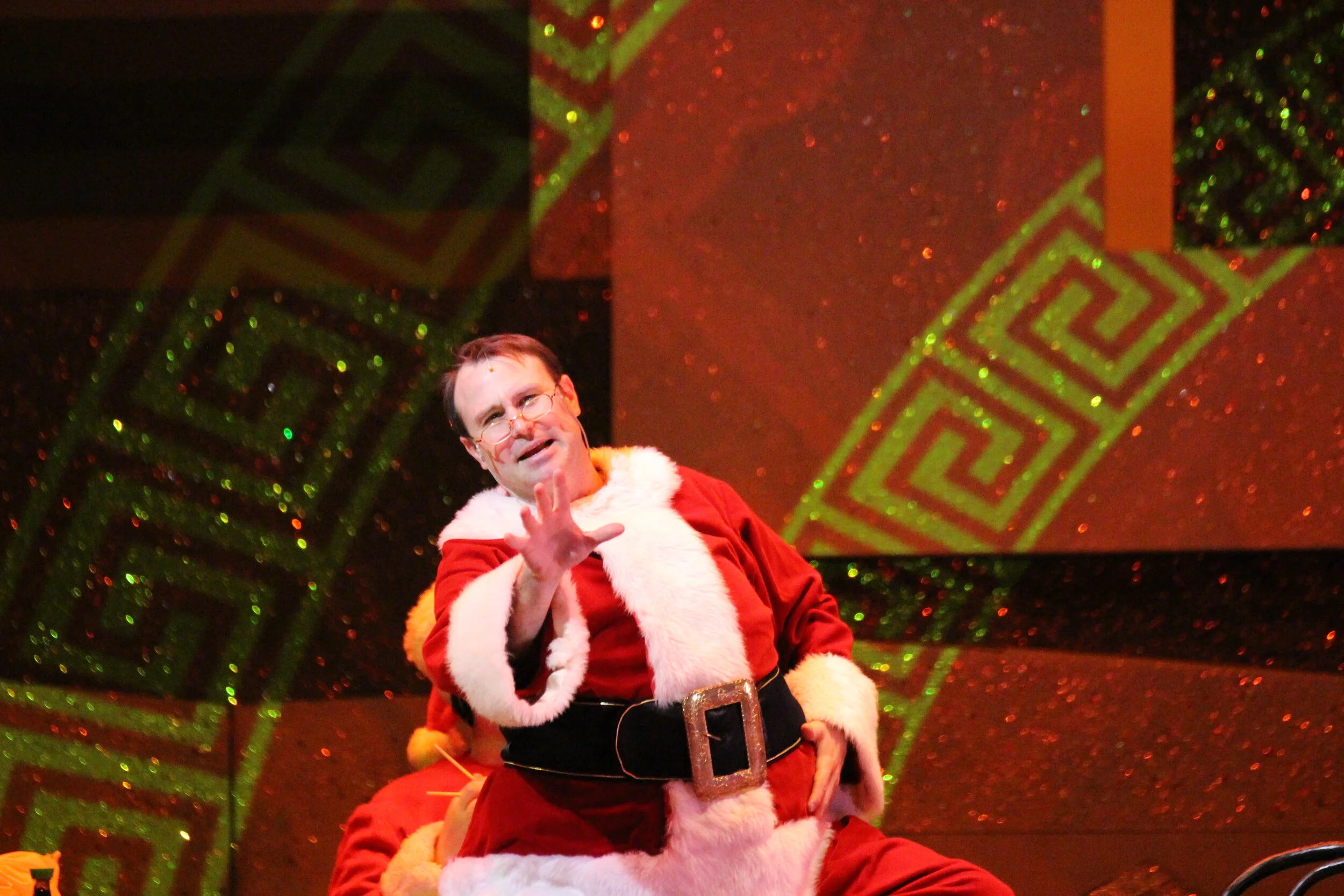 "Elf" at The Omaha Theatre Company