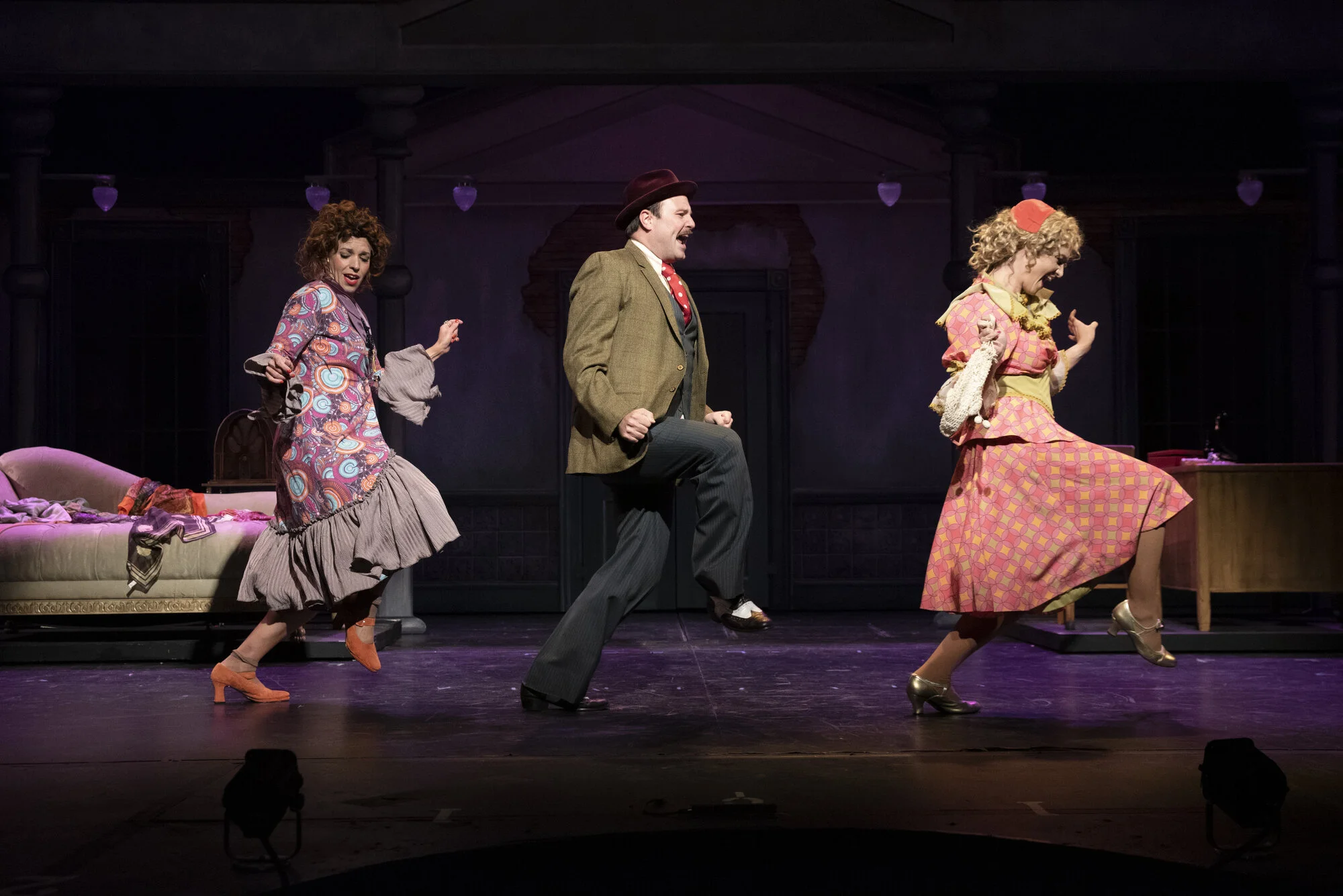 "Annie" at The Omaha Playhouse