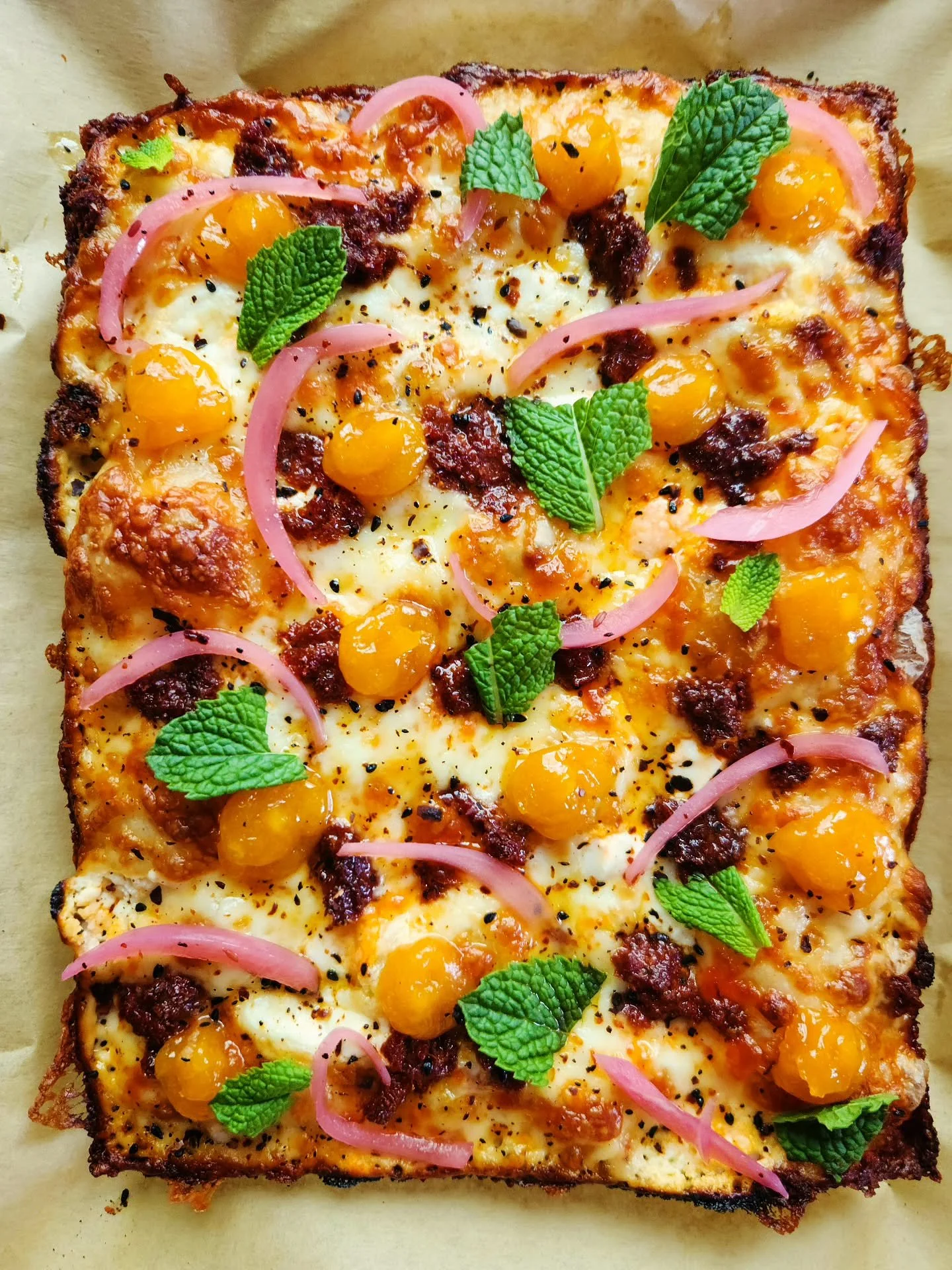 We are back at it and orders are stacking up.  Shout out to our regulars, you guys are the coolest. 😎 This week's feature has lamb merguez made with lamb from @frozenfarmsco, whipped feta, dried apricot jam, pickled red onion, nigella seeds, urfa ch