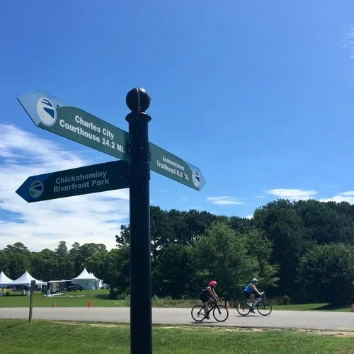 trail directional sign.jpg