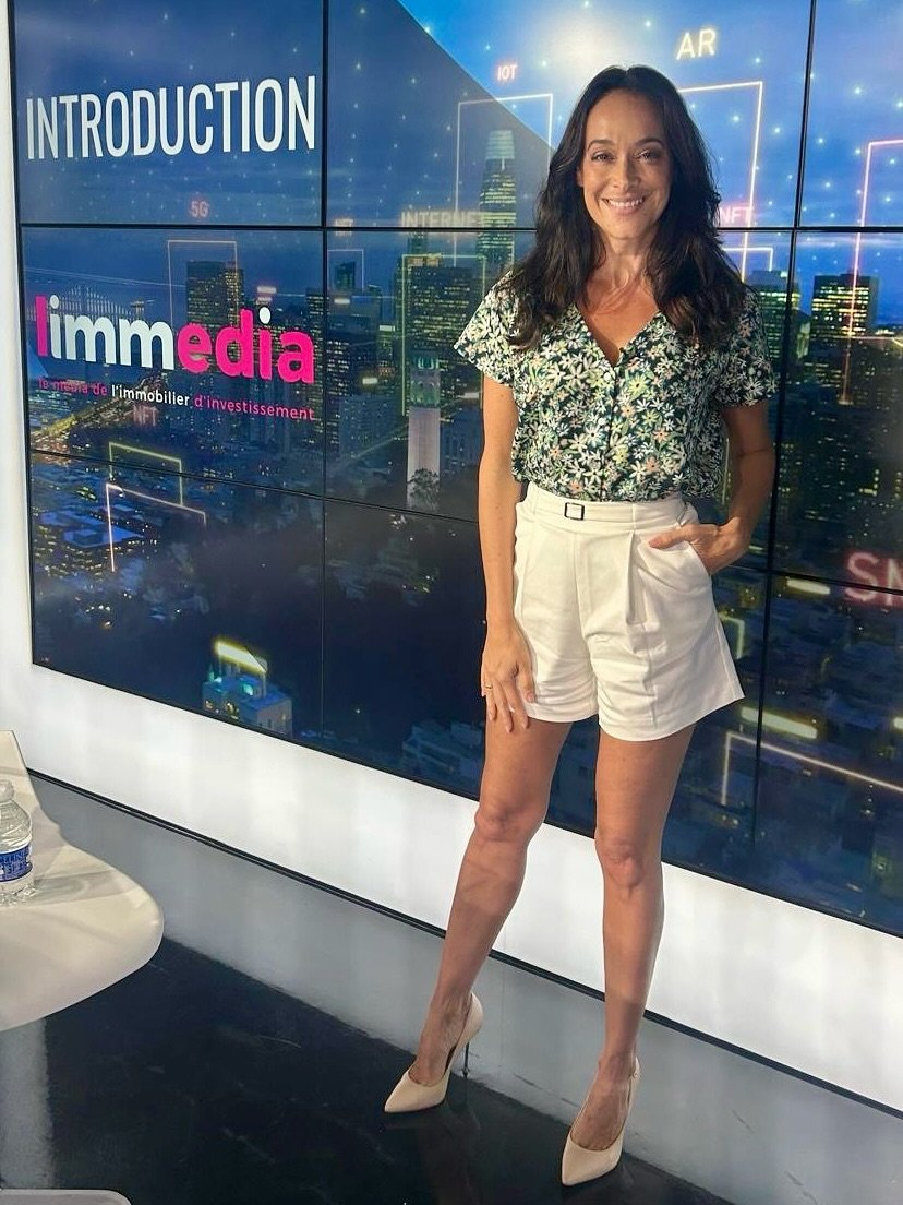 🎥 Nouvelle emission en direct pour parler investissements immobiliers sur @limmedia.fr.  Merci &agrave; @hedes_creations pour la tenue.