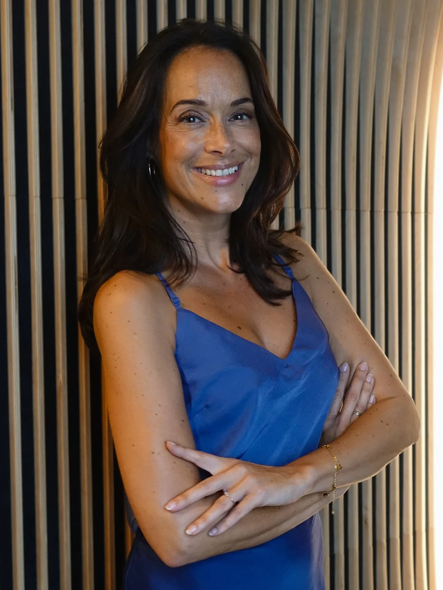 🎙️ 🎬 🎤 Tr&egrave;s bonne semaine &agrave; tous 😉🤗 Photo 1 ou 2 ? Je vous embrasse 😘🍀🙏🏼❤️ Magnifique Tenue @freemantporter @🤩