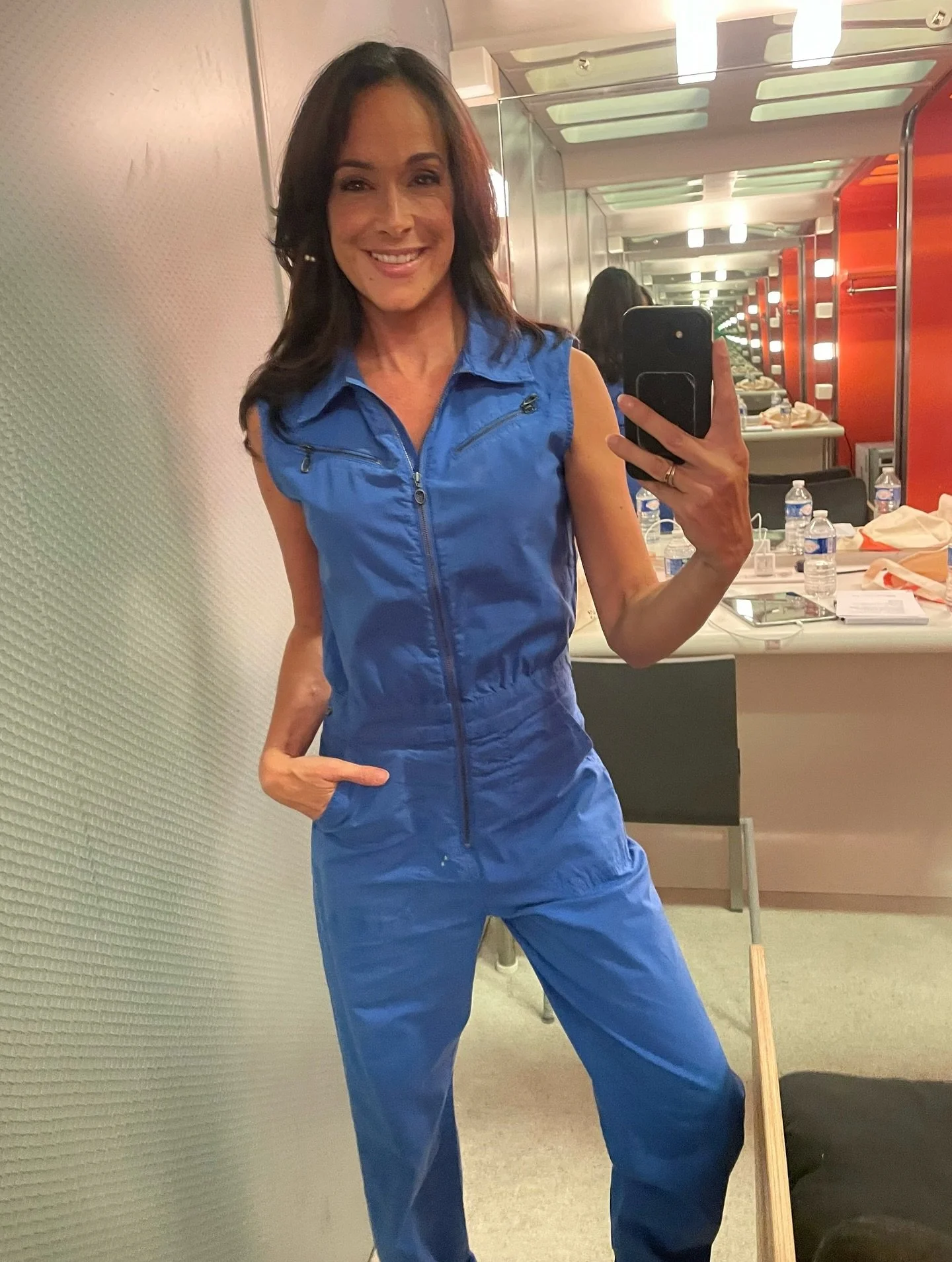 🎤 5,4,3,2,1 avant le d&eacute;collage 🚀 🤩 Combinaison  @freemantporter 💄 MUA @coline_hamel Coupe 💇&zwj;♀️ @_charlottenoe #freemanandyou