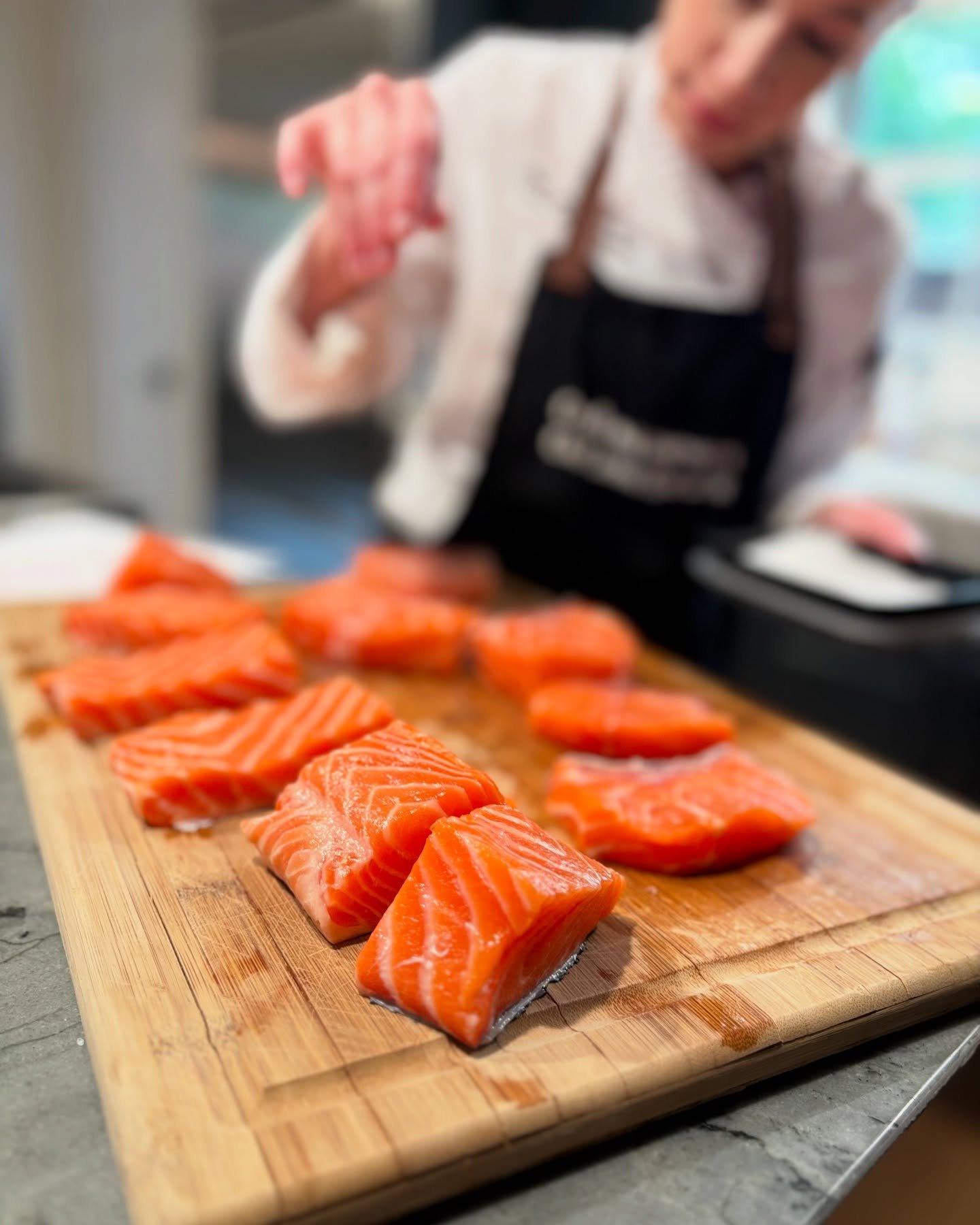 Always grateful for my amazing staff that help make dinner parties a success 🫶🏼👩🏻&zwj;🍳

#craftandharmony #dallasprivatechef #dinnerparty #dallaschefs