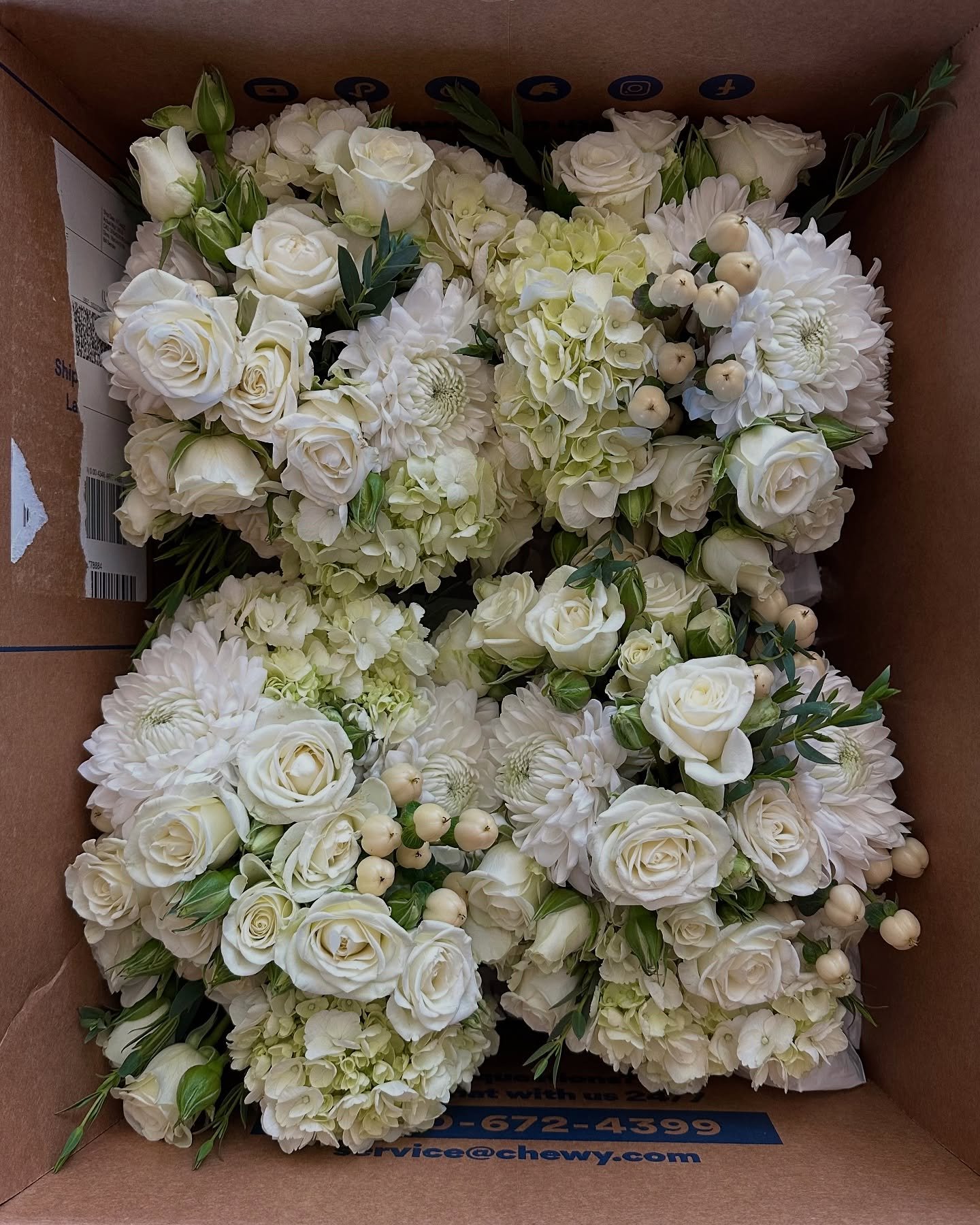 From floral arrangements, table settings, to menus, I have you covered 💐🍽️

#craftandharmony #dallaschef #dinnerparties  #dallassmallbusiness #dallasprivatechef