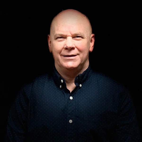 J ohn Mark Oliver || Pastor