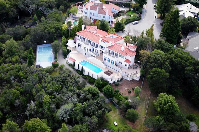 Hillsborough, CA | $7,988,000