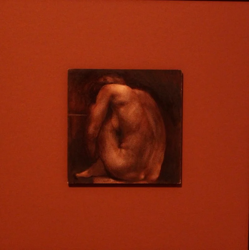CROUCHED FEMALE OIL STUDY