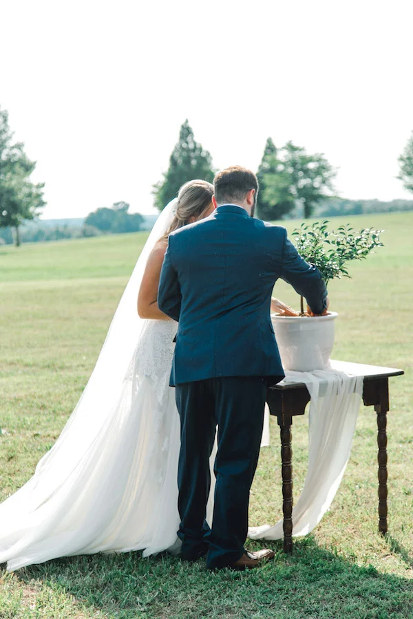 427Shelby + Tj _ Wedding9852.jpg
