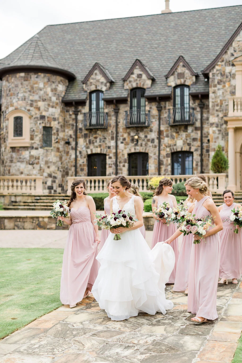 Lucy&ColtonWedding_RusticWhite_067.jpg